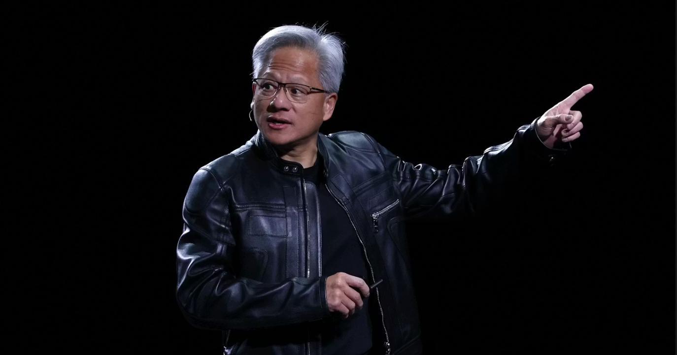 华为发布最强超节点Atlas 950 SuperPoD 万卡级别算力突破