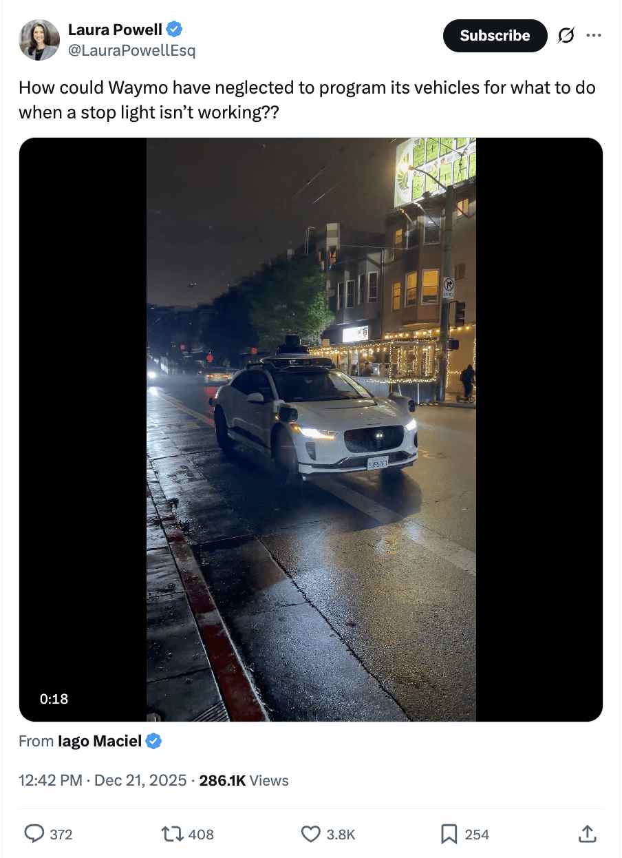 Waymo自动驾驶瘫痪，特斯拉技术胜出