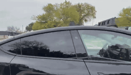 ChatGPT发布三周年：它重塑了世界，却也把自己