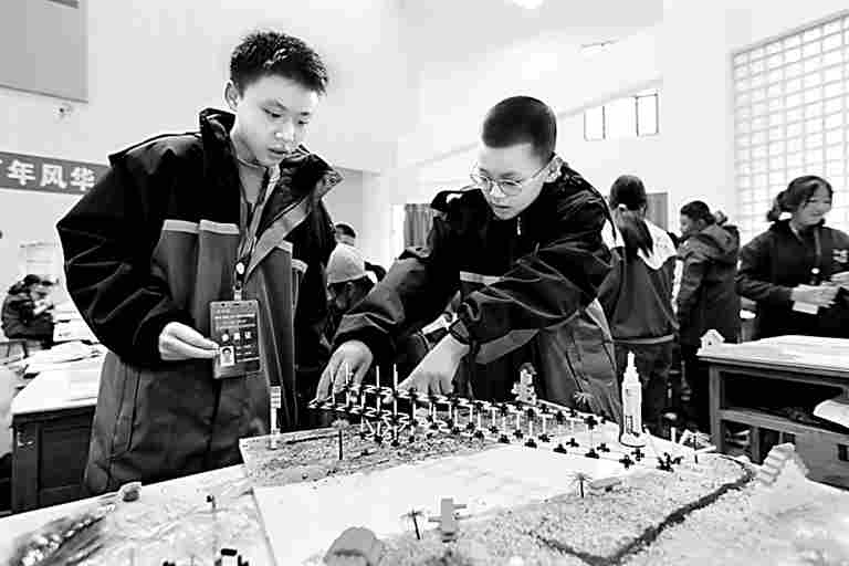 新型实验班助力拔尖创新人才成长路径解析