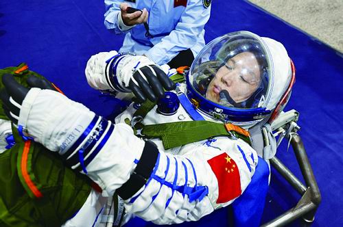 强生HIV疫苗临床试验结果：志愿者100%产生抗体