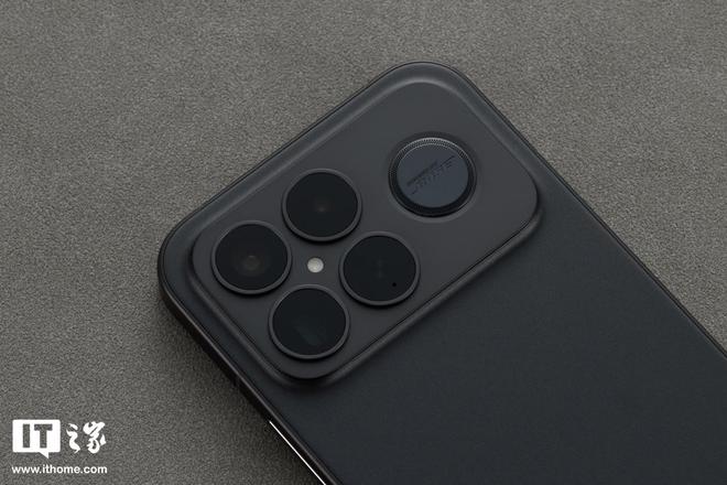 REDMI K90 Pro Max 黑色款手机图赏