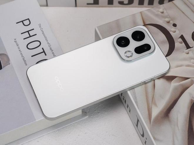 OPPO Find X9系列正式发售